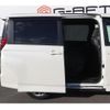 toyota noah 2022 CFJ1694739 image 13