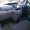 toyota noah 2004 TE568 image 19