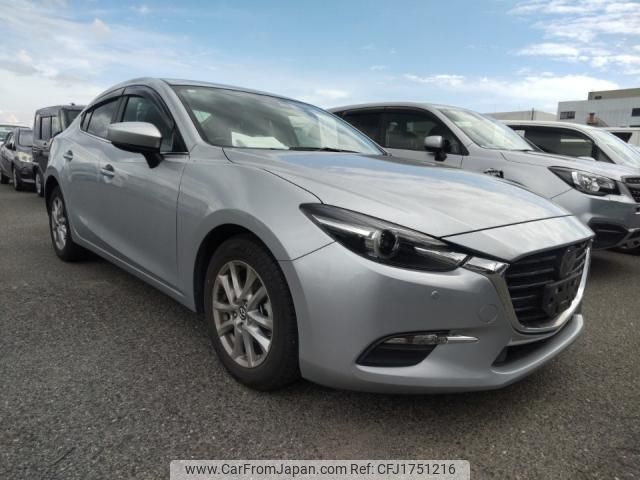 mazda axela 2018 CFJ1751216 image 2