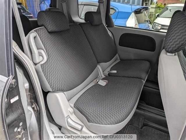 toyota sienta 2009 TE1282 image 2