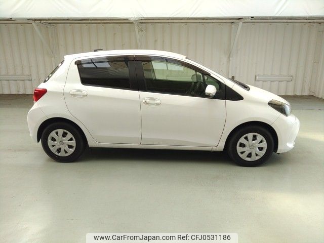 toyota vitz 2014 ENHANCEAUTO_1_ea291735 image 2