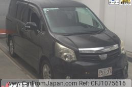 toyota noah 2013 -TOYOTA--Noah ZRR70W-0556984---TOYOTA--Noah ZRR70W-0556984-