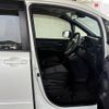 toyota voxy 2016 GOO_JP_700055065930250421003 image 16