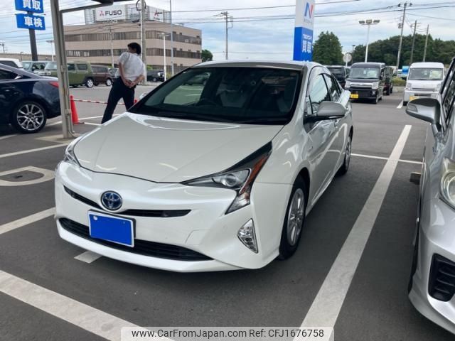 toyota prius 2018 CFJ1676758 image 1