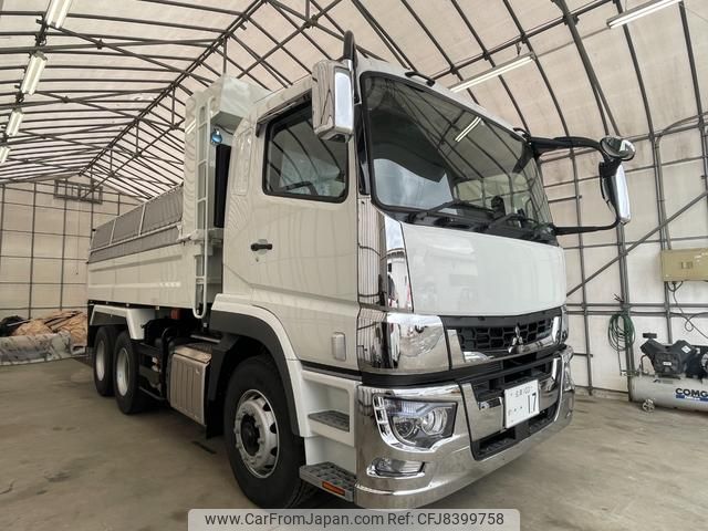 2022 Mitsubishi Fuso Super Great 2WD - Car Price $134,984