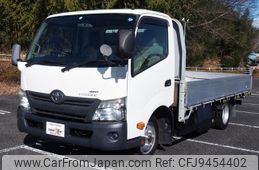 toyota toyoace 2012 GOO_NET_EXCHANGE_0402387A30240131W002