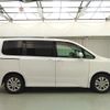 toyota noah 2010 ENHANCEAUTO_1_ea287483 image 2