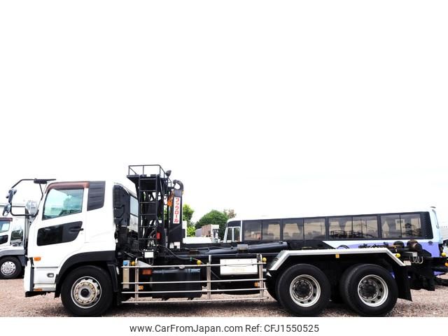 nissan diesel-ud-quon 2013 CFJ1550525 image 2