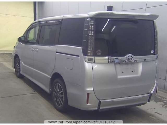 toyota voxy 2014 CFJ1814211 image 2