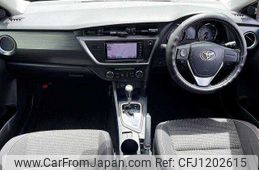 toyota auris 2013 504928-930025