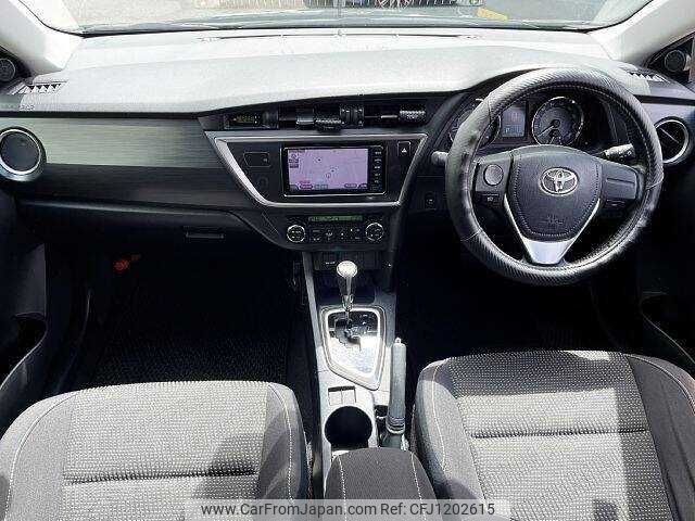 toyota auris 2013 504928-930025 image 1