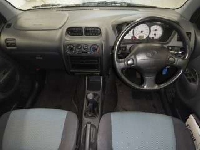 toyota cami 2004 -トヨタ--ｷｬﾐ J122E-011014---トヨタ--ｷｬﾐ J122E-011014- image 1