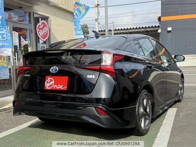 toyota prius 2019 quick_quick_ZVW51_ZVW51-6120077 image 2