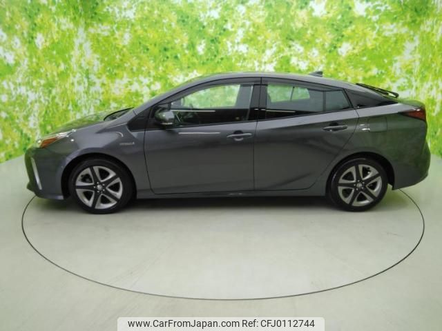 toyota prius 2019 quick_quick_DAA-ZVW51_ZVW51-6136614 image 2