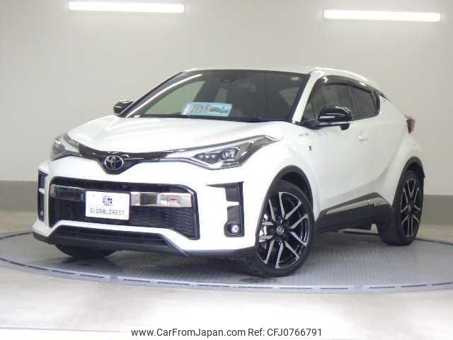 toyota c-hr 2020 quick_quick_6AA-ZYX11_ZYX11-2009027 image 1