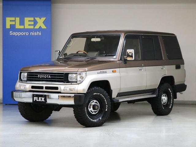 car_d1d651d2-ea52-4285-b274-