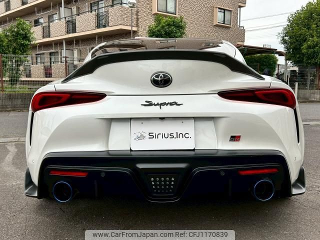 toyota supra 2020 quick_quick_DB42_0032051 image 2