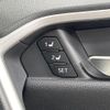 toyota rav4 2019 CFJ1630210 image 3