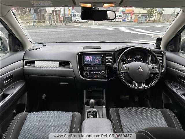 mitsubishi outlander 2016 -MITSUBISHI--ｱｳﾄﾗﾝﾀﾞｰ 2WD DBA-GF7W--GF7W-0301502---MITSUBISHI--ｱｳﾄﾗﾝﾀﾞｰ 2WD DBA-GF7W--GF7W-0301502- image 2