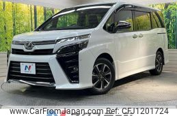 toyota voxy 2018 quick_quick_ZRR80W_ZRR80-0404785