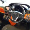 toyota voxy 2016 CFJ1671470 image 8