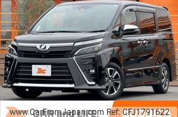 toyota voxy 2018 CFJ1791622