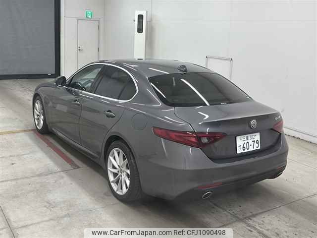 alfa-romeo giulia 2019 -ALFA ROMEO 【三重 302テ6079】--Alfa Romeo Giulia 95222-ZAREAEKXXK7611275---ALFA ROMEO 【三重 302テ6079】--Alfa Romeo Giulia 95222-ZAREAEKXXK7611275- image 2