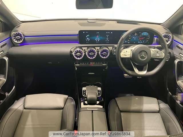 mercedes-benz a-class 2019 quick_quick_5BA-177084_WDD1770842J067416 image 2