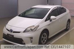 toyota prius 2013 CFJ1447107