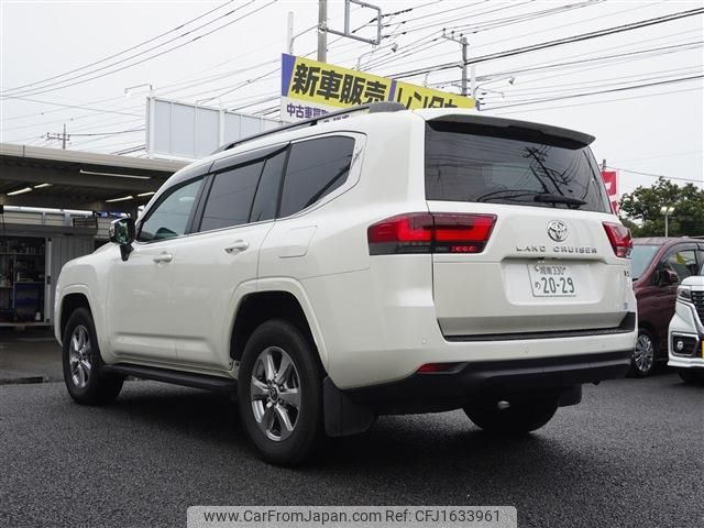 toyota land-cruiser-wagon 2024 CFJ1633961 image 2