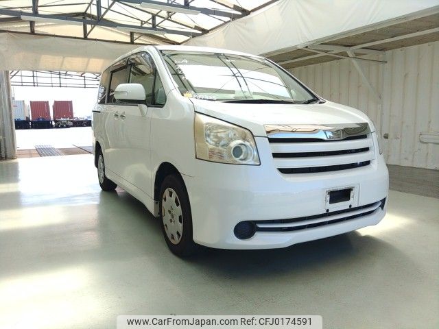 toyota noah 2009 ENHANCEAUTO_1_ea287325 image 1