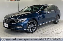 volkswagen passat-variant 2021 CFJ1806092