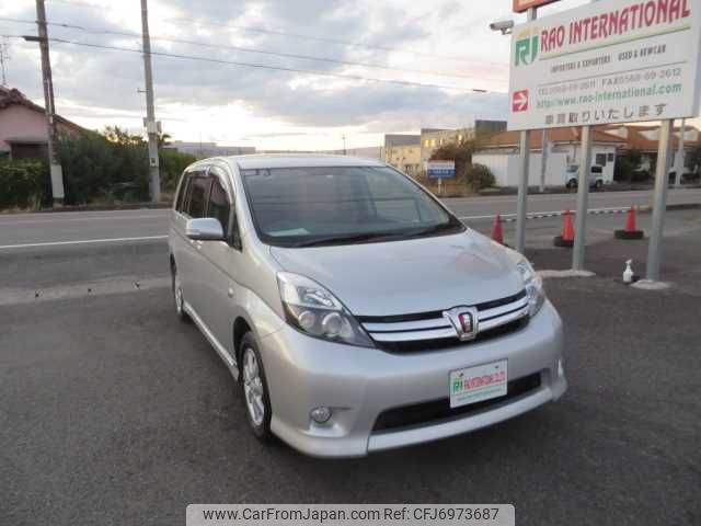 toyota isis 2013 504749-RAOID:12666 image 2