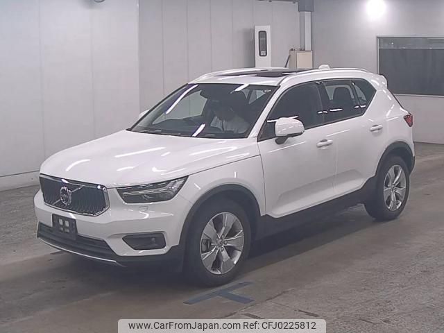 volvo xc40 2018 quick_quick_DBA-XB420XC_YV1XZACADK2050467 image 2