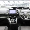 nissan serena 2018 CFJ1858075 image 3