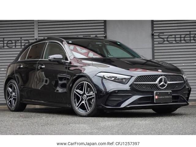 mercedes-benz a-class 2024 quick_quick_3DA-177012_W1K1770122V205840 image 1