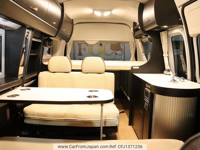 toyota hiace-van 2013 GOO_JP_700030304130250608003 image 1