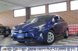 toyota prius 2016 -TOYOTA--Prius DAA-ZVW55--ZVW55-8010811---TOYOTA--Prius DAA-ZVW55--ZVW55-8010811-