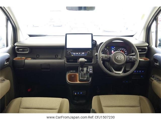 toyota sienta 2023 CFJ1507230 image 2