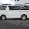 toyota hiace-van 2010 CFJ1701064 image 9
