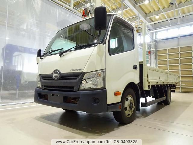 hino dutro 2012 GOO_NET_EXCHANGE_1230336A30241126W001 image 1