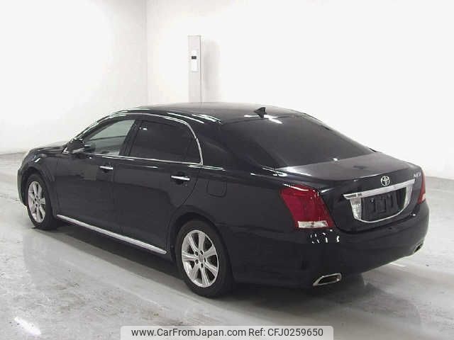 toyota crown-majesta 2011 -TOYOTA--Crown Majesta URS206--1005190---TOYOTA--Crown Majesta URS206--1005190- image 2