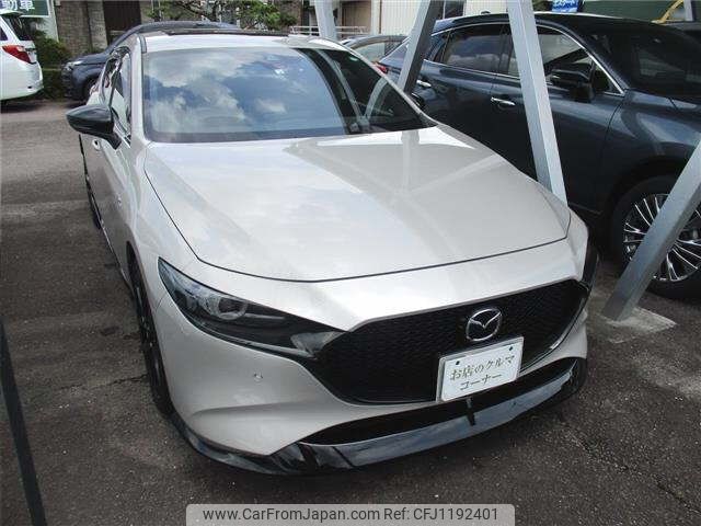 mazda mazda3 2022 CFJ1192401 image 1
