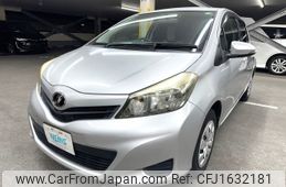 toyota vitz 2011 CFJ1632181