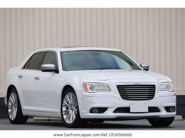 chrysler 300 2014 quick_quick_ABA-LX36_2C3CCAVG0DH681752 image 1