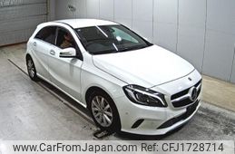 mercedes-benz a-class 2018 CFJ1728714