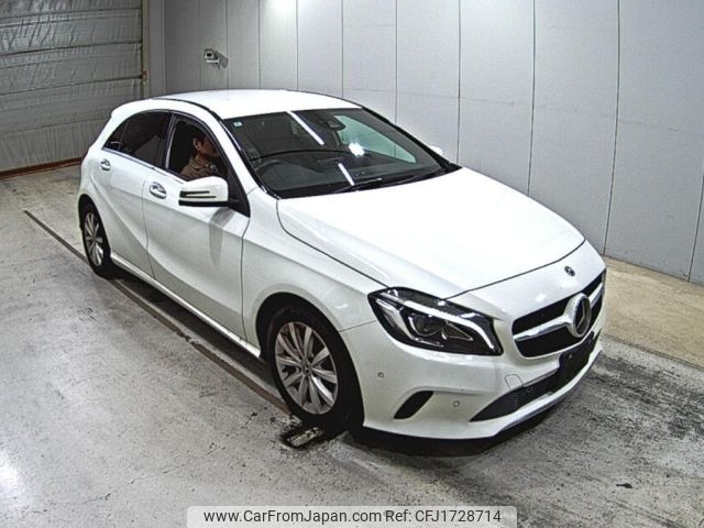 mercedes-benz a-class 2018 CFJ1728714 image 1