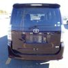 toyota voxy 2010 504928-250213120133 image 5