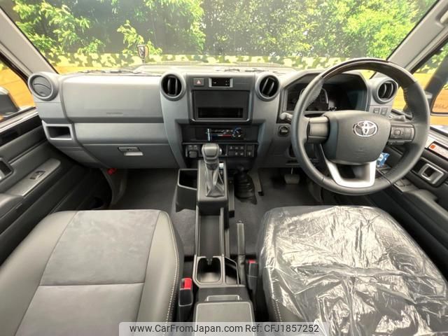 toyota landcruiser-70 2025 CFJ1857252 image 2