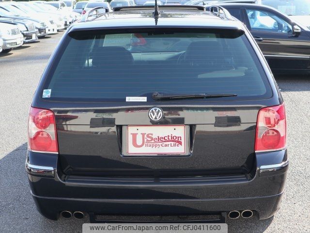 volkswagen passat-wagon 2004 -VOLKSWAGEN--VW Passat Wagon 3BBDNF--4E309922---VOLKSWAGEN--VW Passat Wagon 3BBDNF--4E309922- image 2